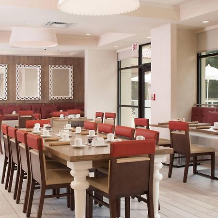Delta Hotels By Marriott Orlando Lake Buena Vista Exterior photo